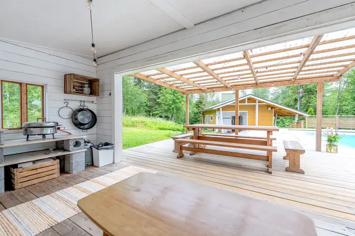 Terassi ja kesakeittio2